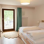 Strandhotel Suedsee 酒店