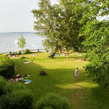 Hotel Strandhotel Suedsee 3*