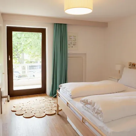Strandhotel Suedsee 호텔